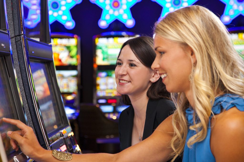 playing online casino games